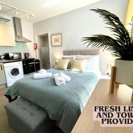 Апартаменти Cute And Cosy Studio In A Fantastic Location! Bishops Stortford Бішопс-Стортфорд Екстер'єр фото