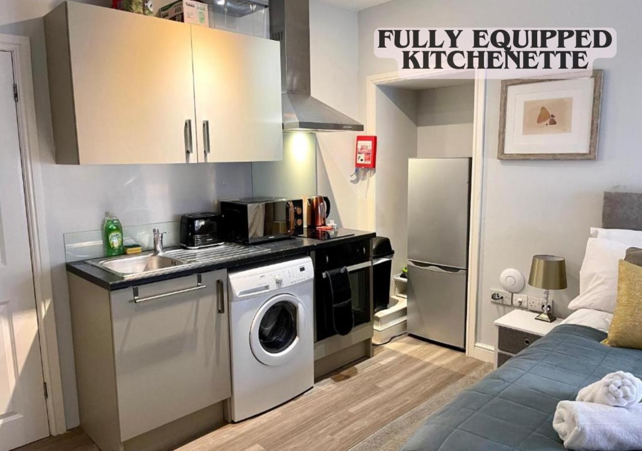 Апартаменти Cute And Cosy Studio In A Fantastic Location! Bishops Stortford Бішопс-Стортфорд Екстер'єр фото